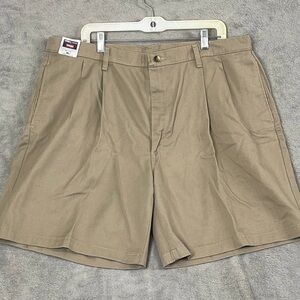 Wrangler Timber Creek Shorts‎ Mens 40 Khaki Chino Casual Outdoor Hiking Beige